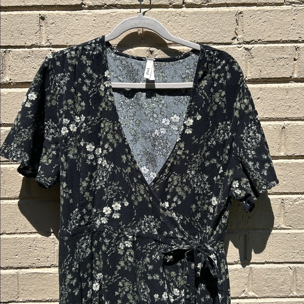 Pact Women's Cafe Crepe Wrap Dress XL Black Wild Flower Print - Picture 5 of 13